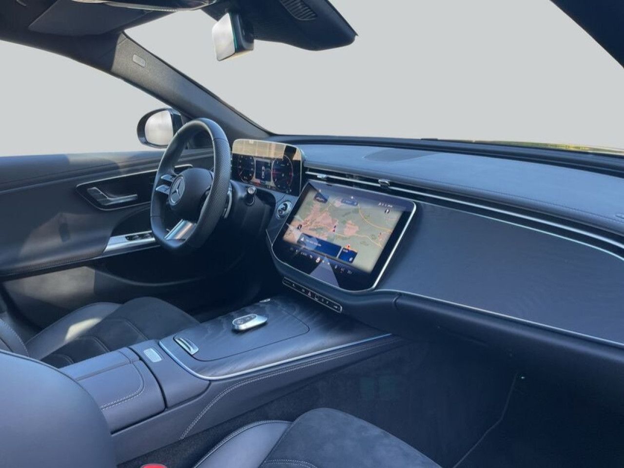 Mercedes-Benz E-Klasse – Bild 15