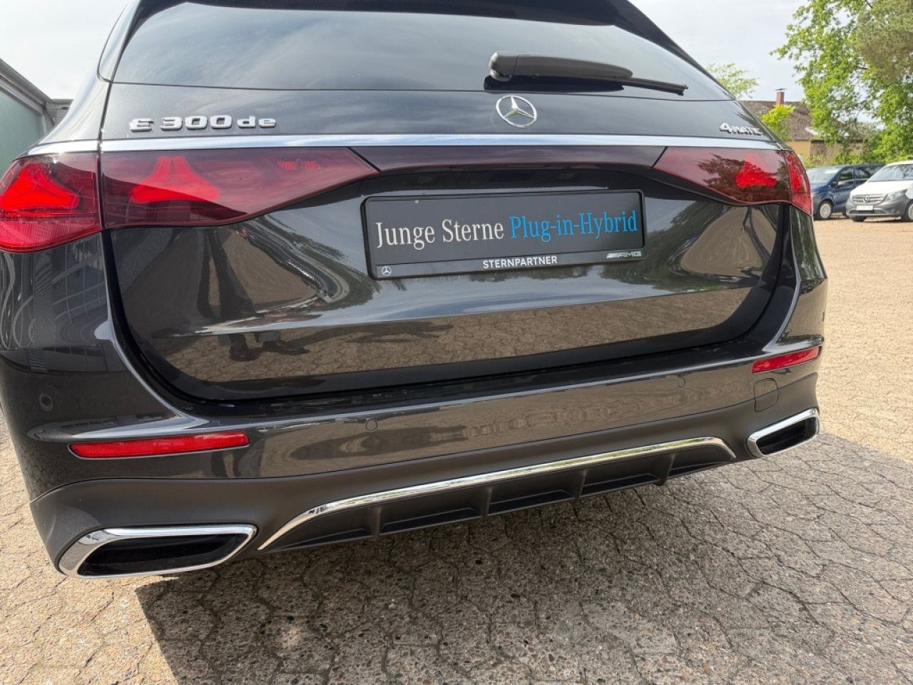 Mercedes-Benz E-Klasse – Bild 11