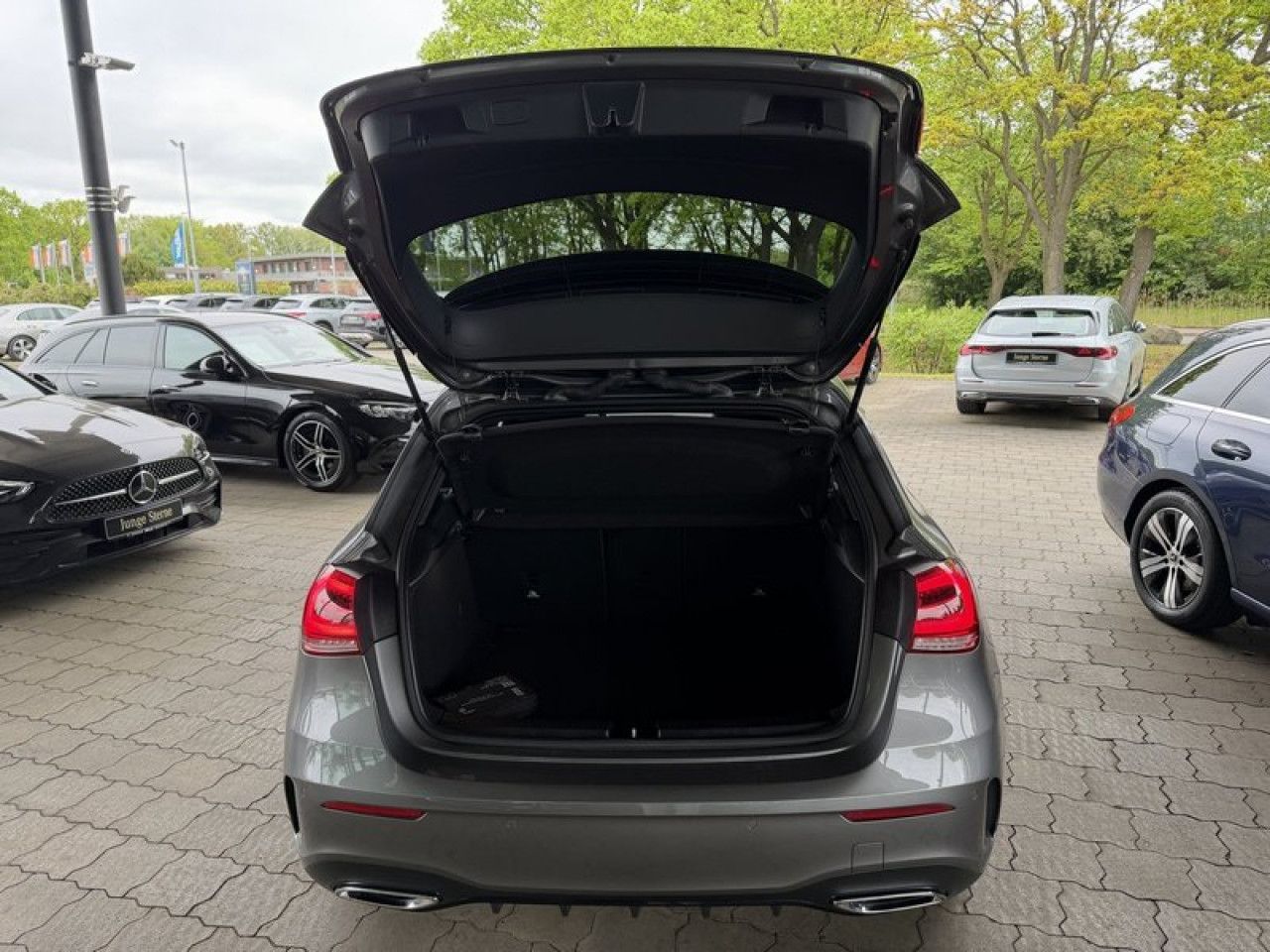 Fahrzeugbild 11 / 16