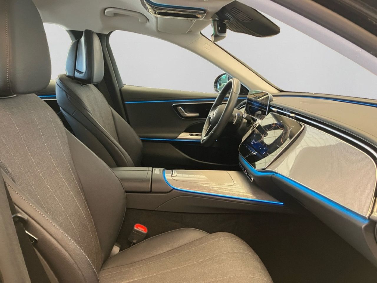 Mercedes-Benz E-Klasse – Bild 4