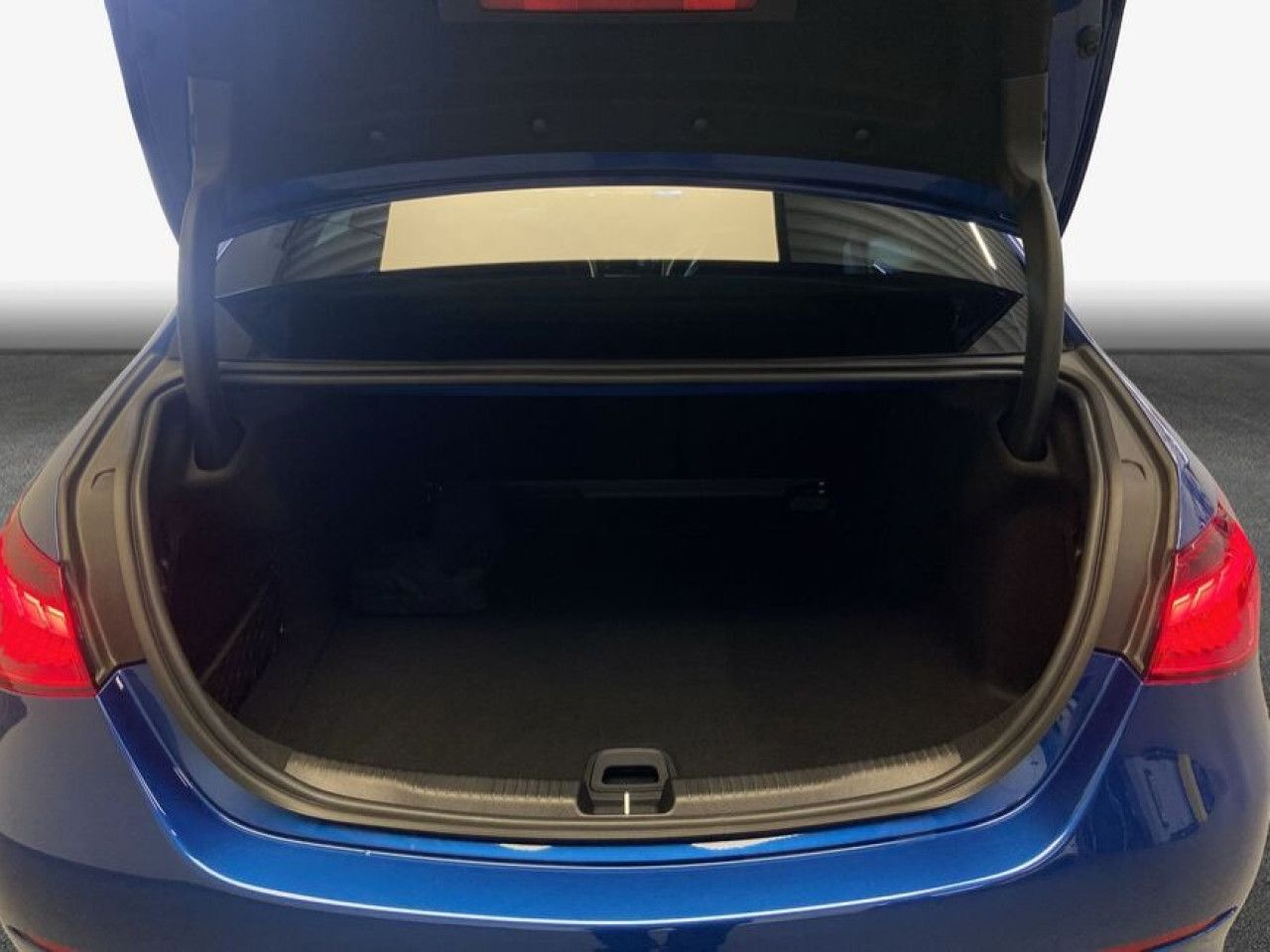 Mercedes-Benz C-Klasse – Bild 8