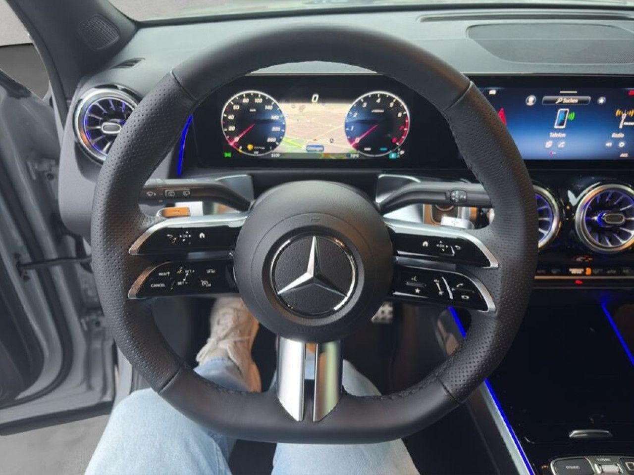 Mercedes-Benz GLB – Bild 11