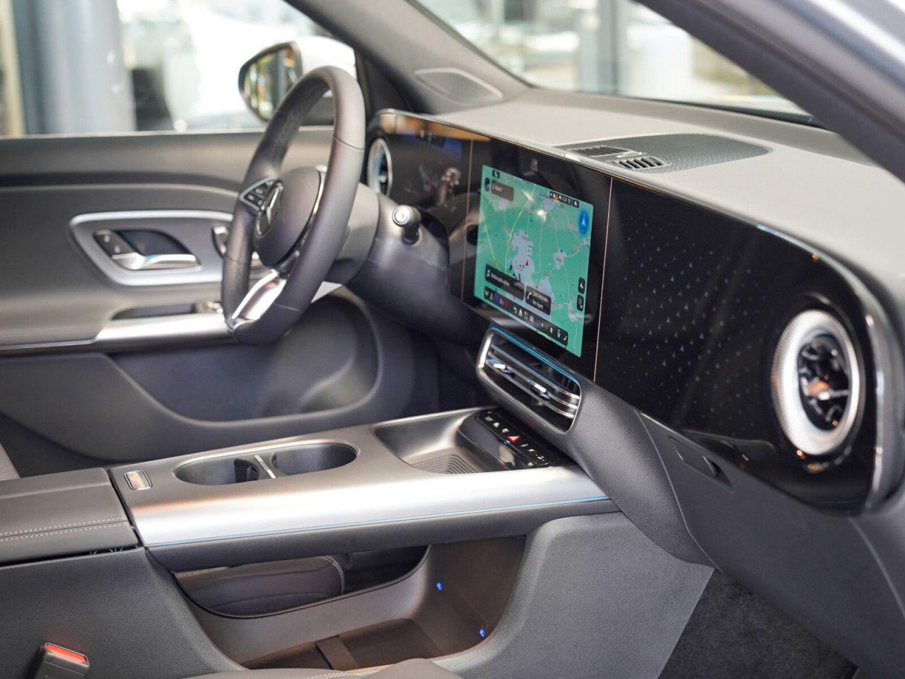 Mercedes-Benz GLB – Bild 12