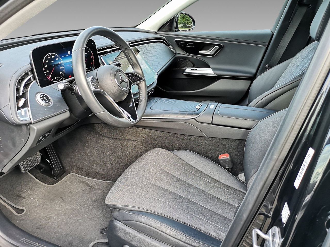 Mercedes-Benz E-Klasse – Bild 6