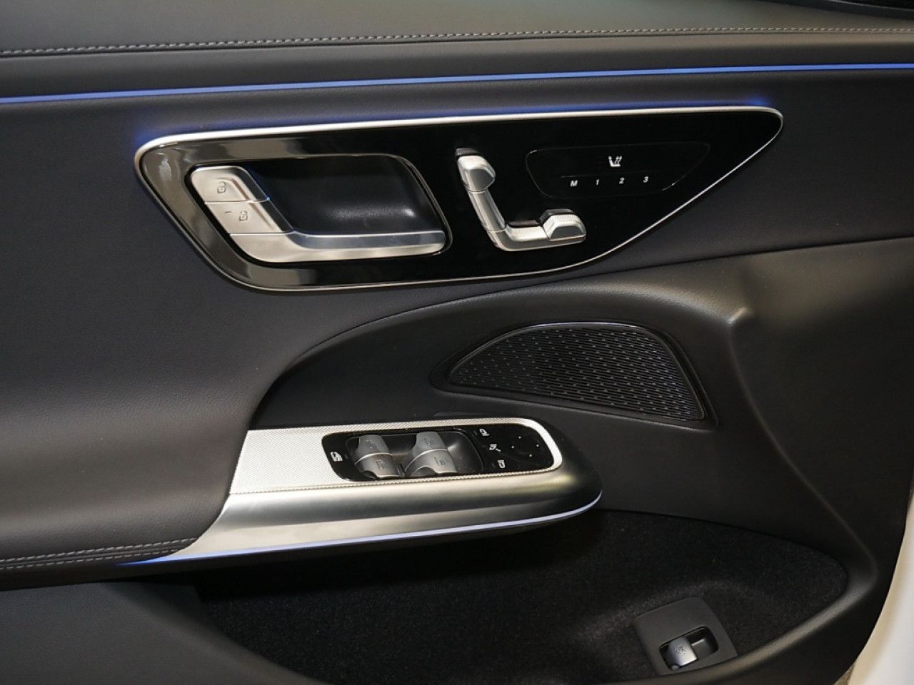 Mercedes-Benz E-Klasse – Bild 9