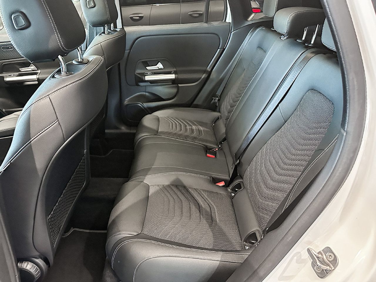 Fahrzeugbild 14 / 16