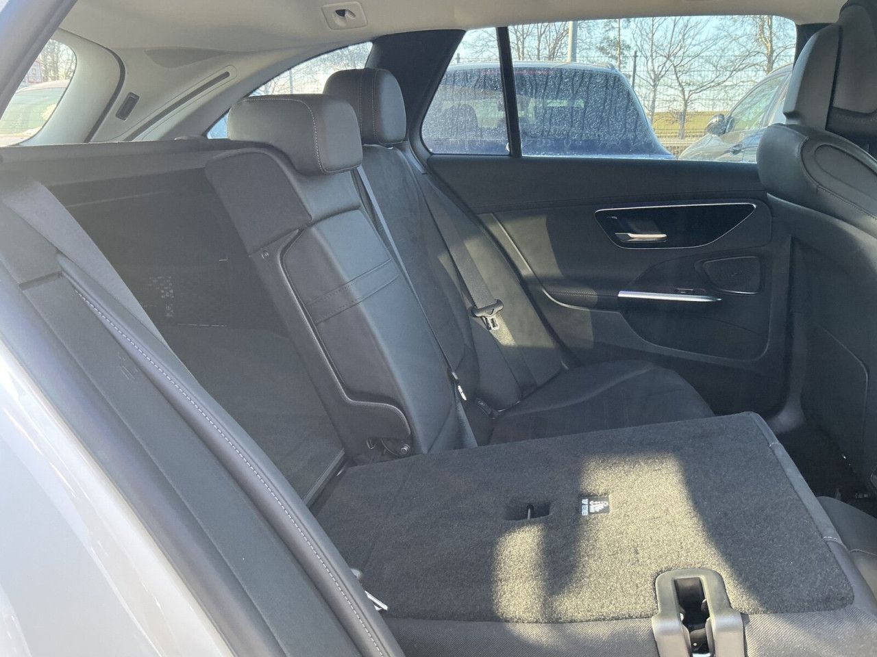 Mercedes-Benz C-Klasse – Bild 8