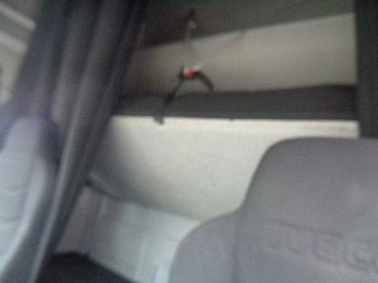 Vehicle image 12 / 18