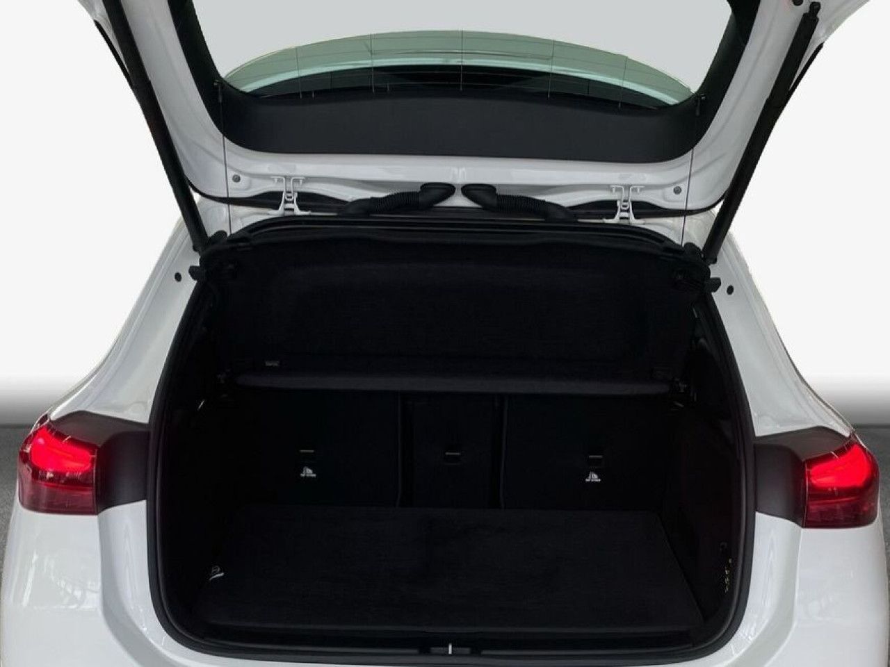 Mercedes-Benz EQA – Bild 9