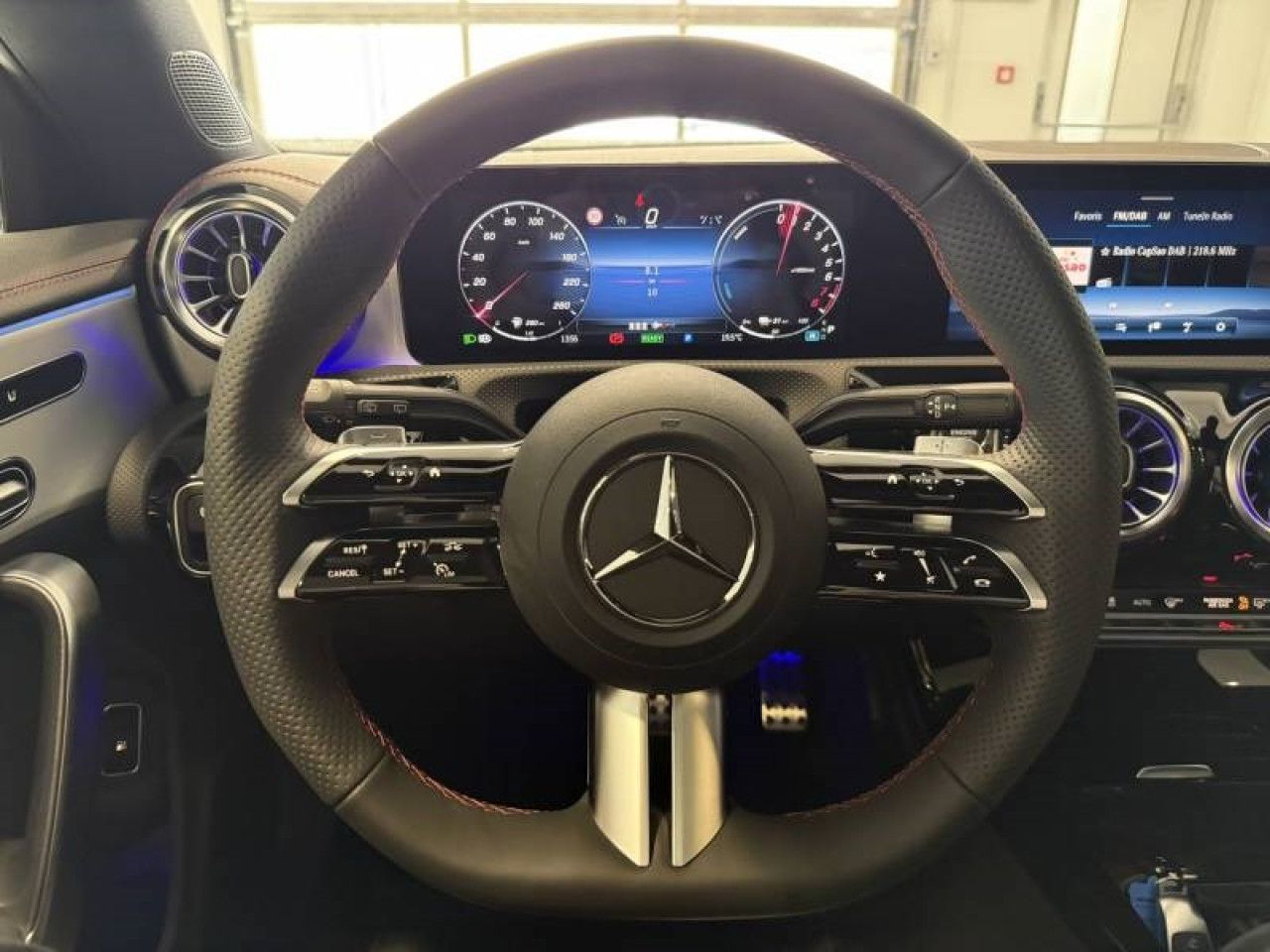 Photo du v&eacute;hicule 6 / 18