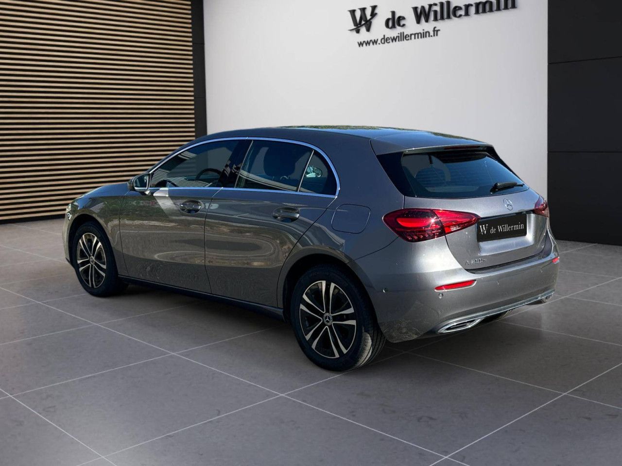 Photo du v&eacute;hicule 7 / 18