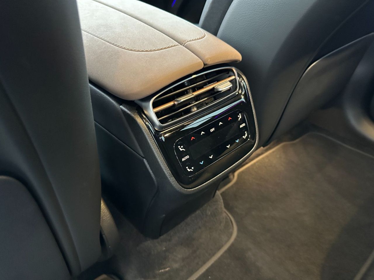 Fahrzeugbild 12 / 25