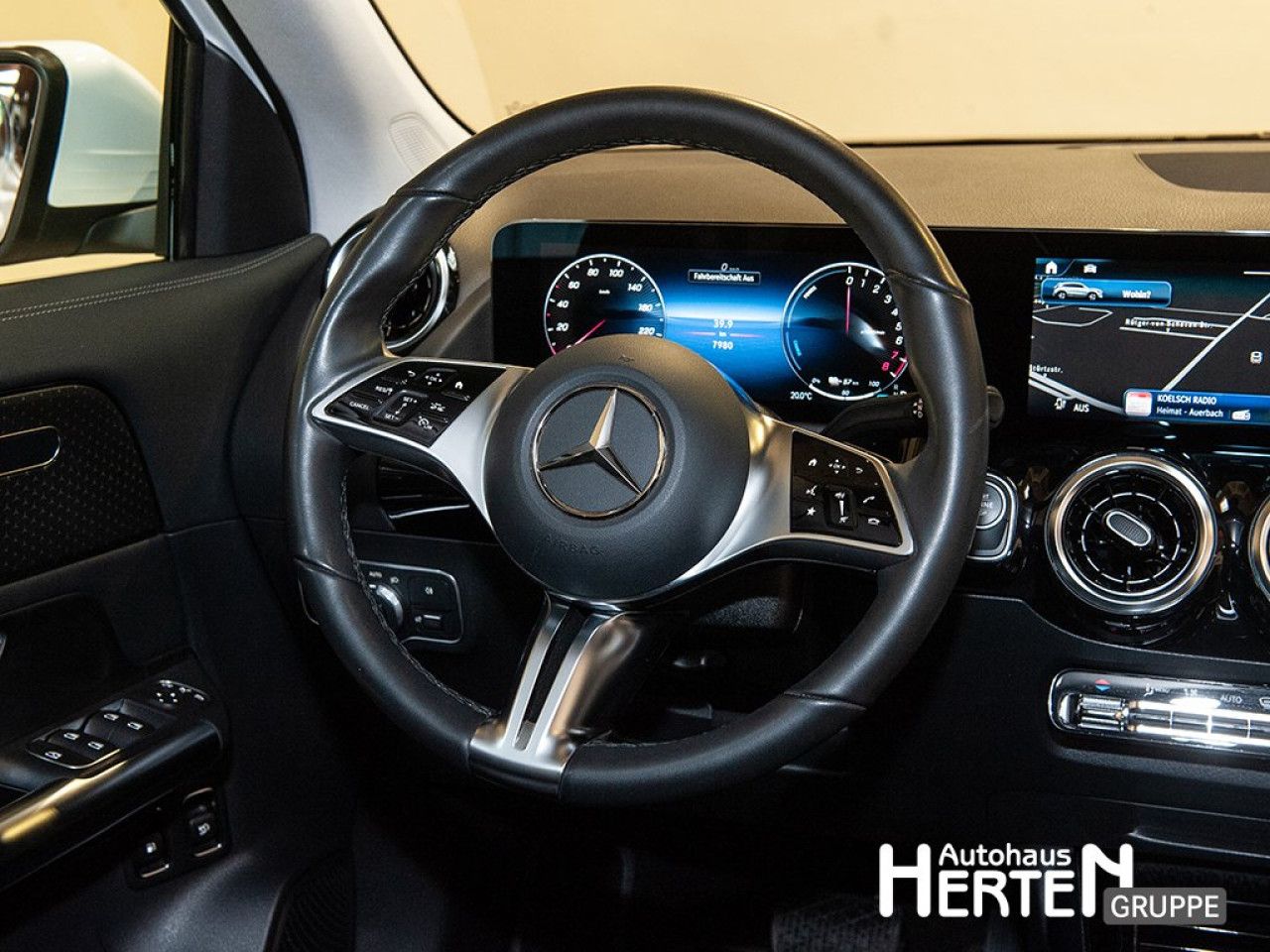 Mercedes-Benz GLA – Bild 9