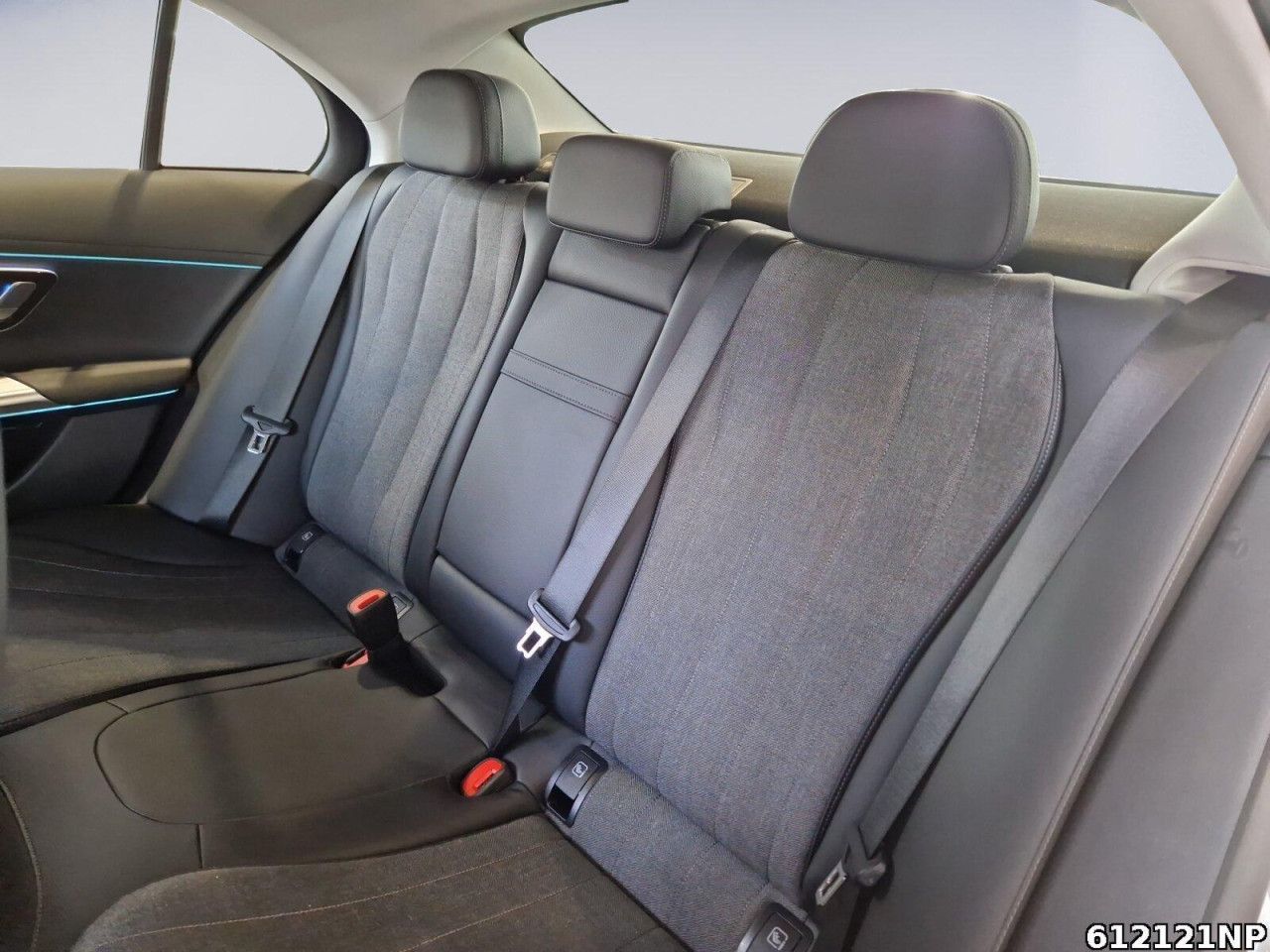 Mercedes-Benz E-Klasse – Bild 11