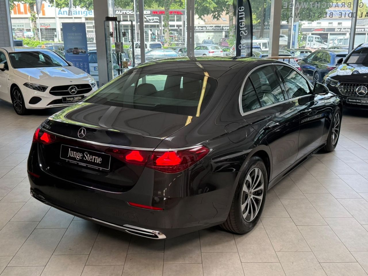 Mercedes-Benz E-Klasse – Bild 6