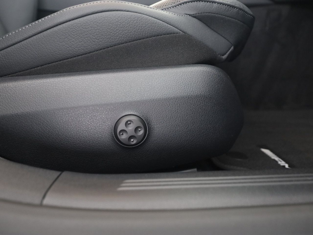 Mercedes-Benz E-Klasse – Bild 19