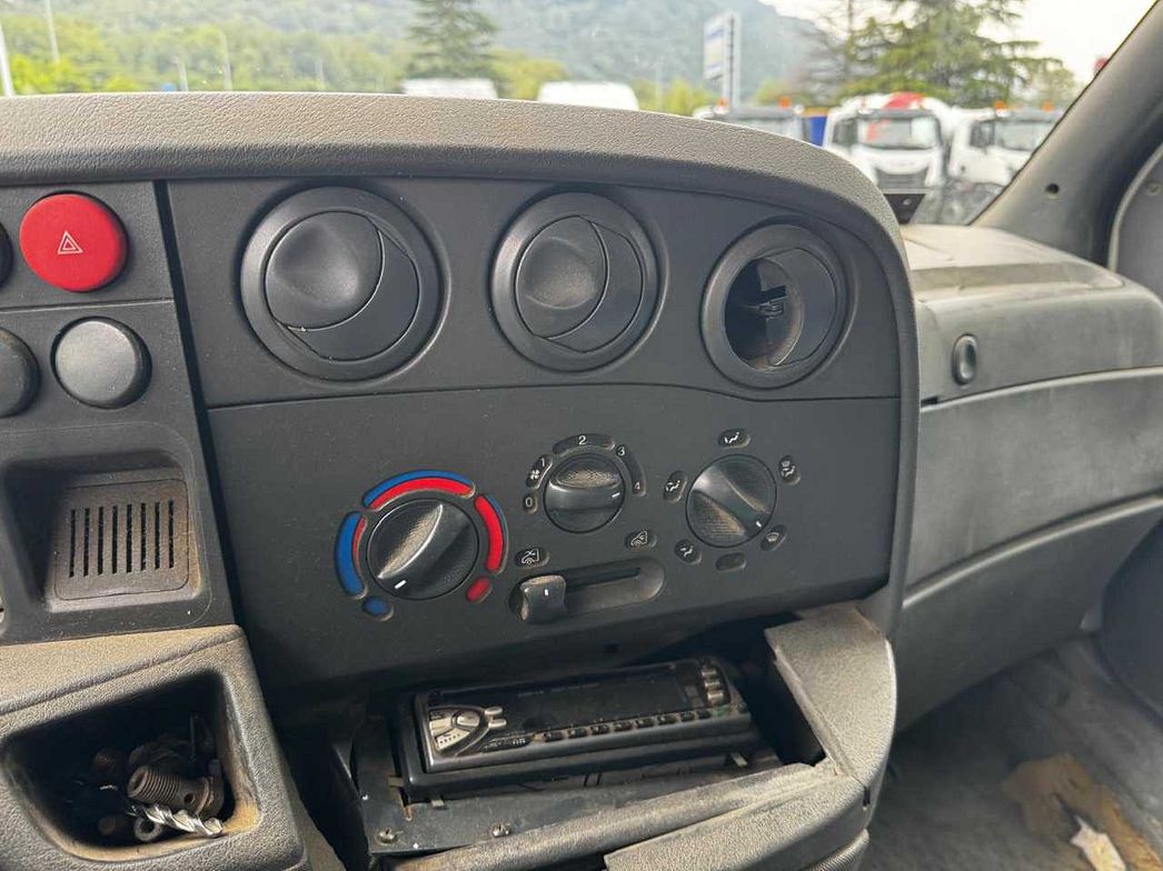 IVECO | DAILY 35C11 DC - RIB. 3L