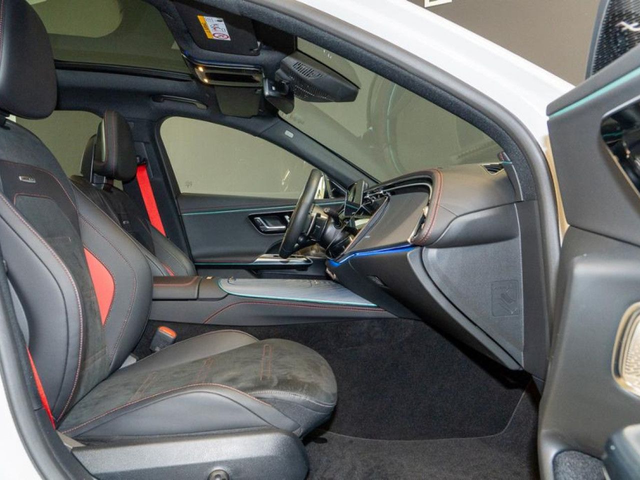 Mercedes-Benz E-Klasse – Bild 8