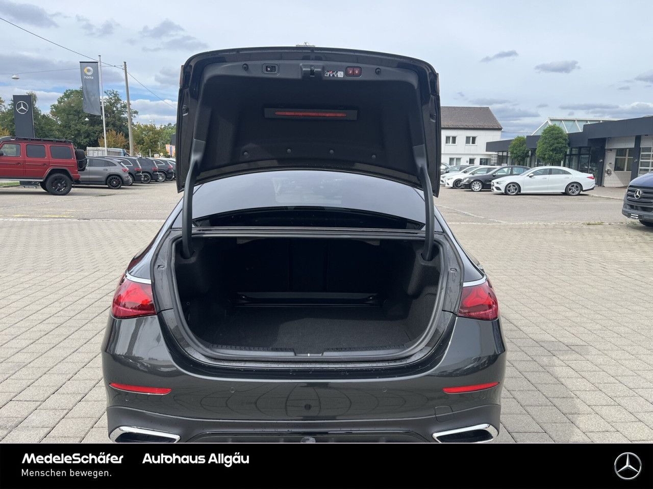 Mercedes-Benz E-Klasse – Bild 19