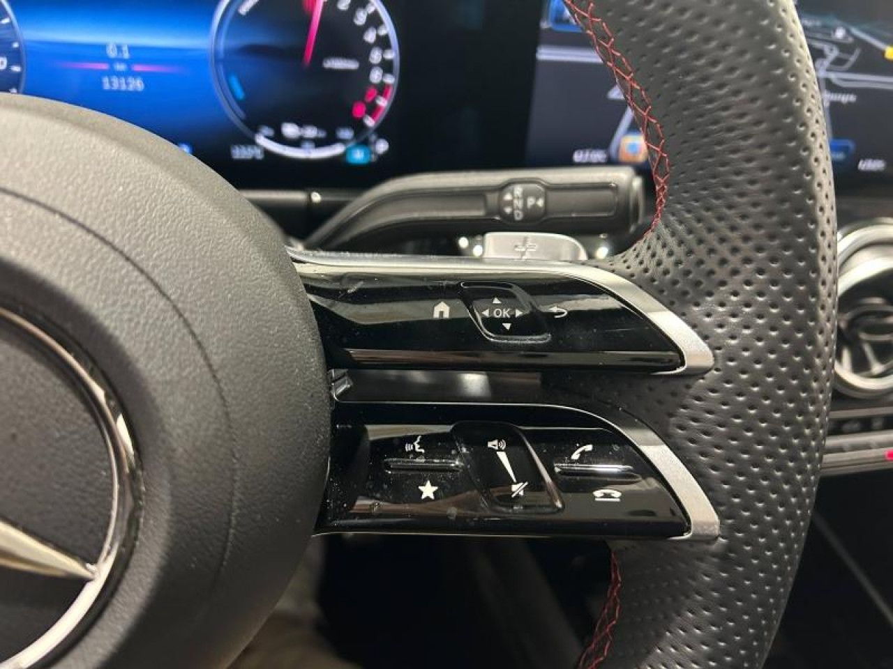 Photo du v&eacute;hicule 8 / 18