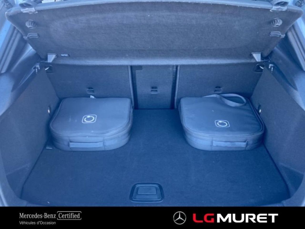 Photo du v&eacute;hicule 12 / 18