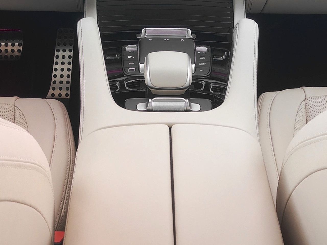 Mercedes-Benz GLS – Bild 19