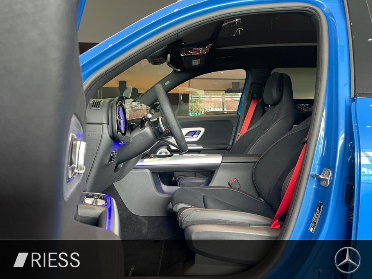 Mercedes-Benz GLB – Bild 2