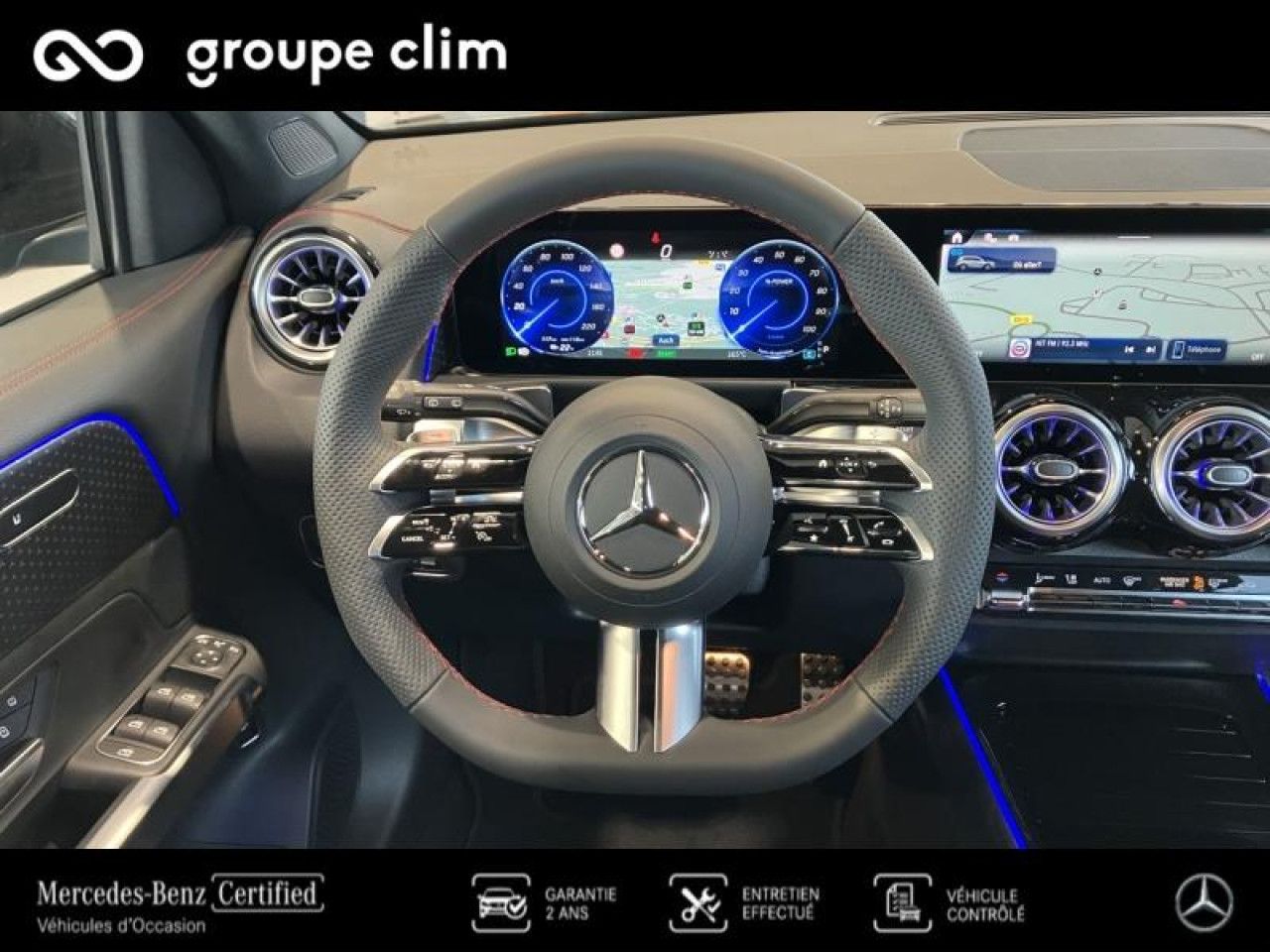 Photo du v&eacute;hicule 8 / 18