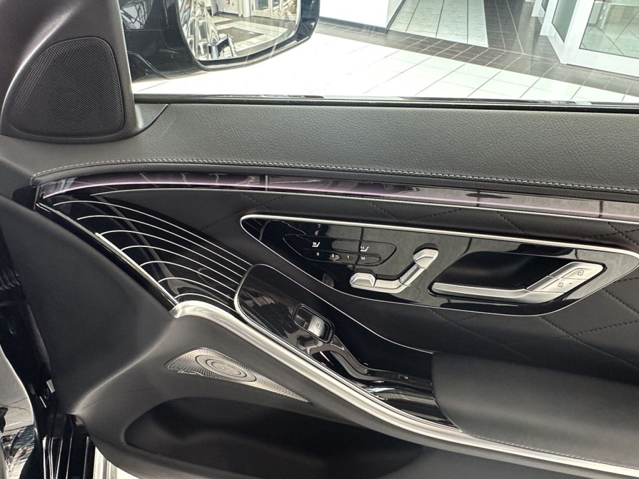 Mercedes-Benz S-Klasse – Bild 23
