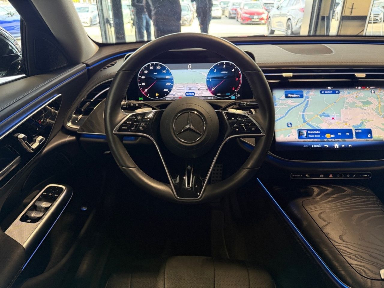 Mercedes-Benz E-Klasse – Bild 26