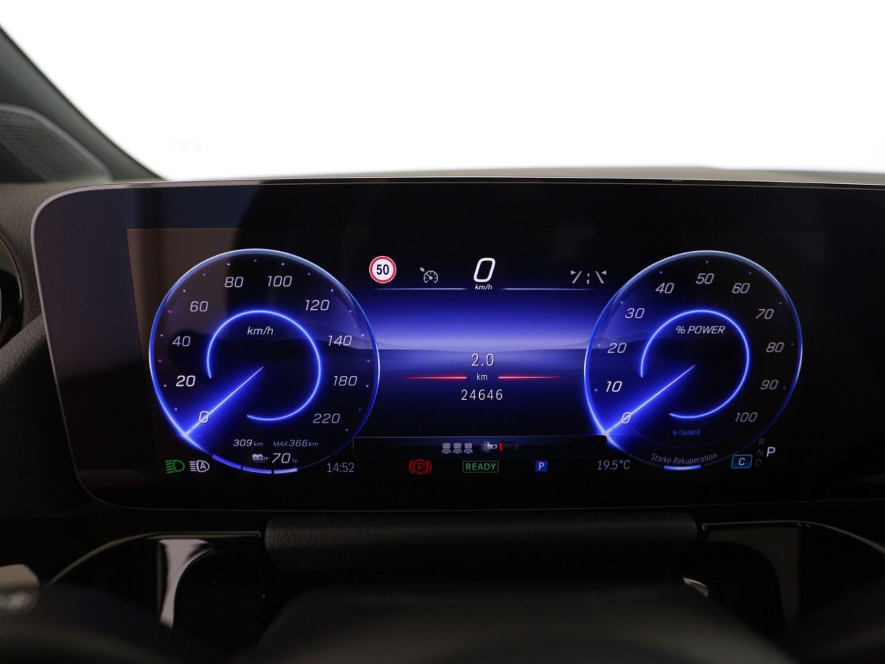 Mercedes-Benz EQA – Bild 10