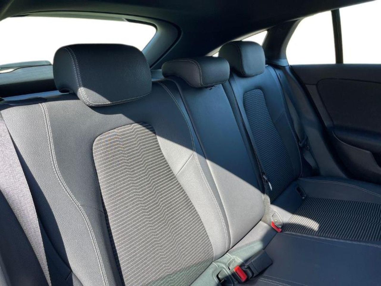 Imagem do ve&iacute;culo 15 / 19