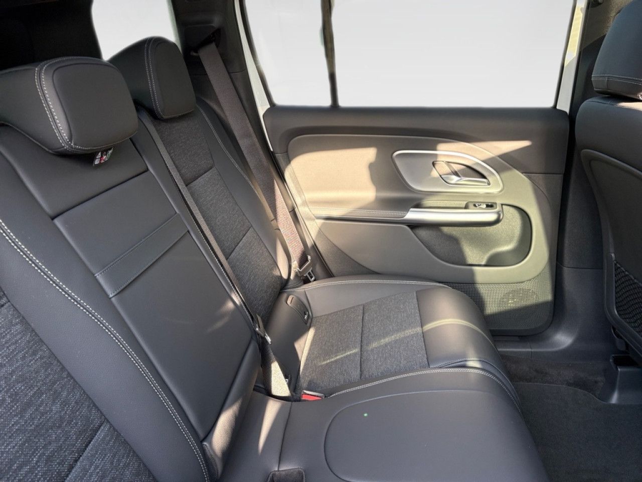 Mercedes-Benz GLB – Bild 8