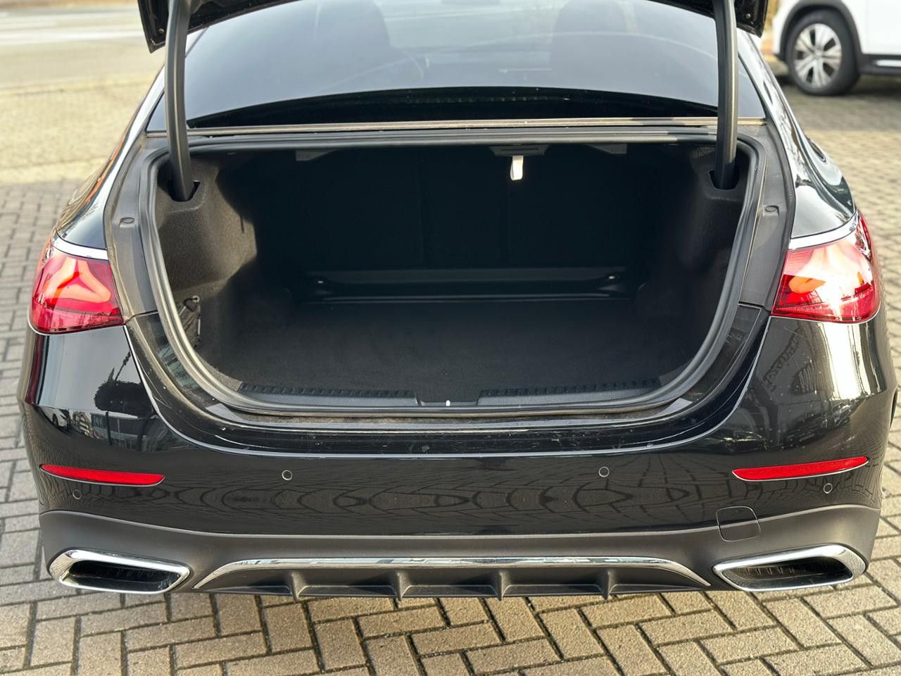 Mercedes-Benz E-Klasse – Bild 6
