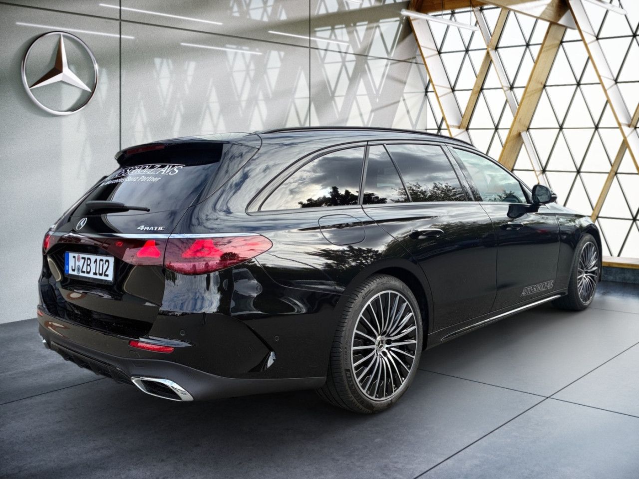 Mercedes-Benz E-Klasse – Bild 14