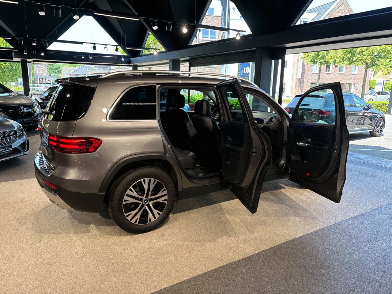 Mercedes-Benz GLB – Bild 12