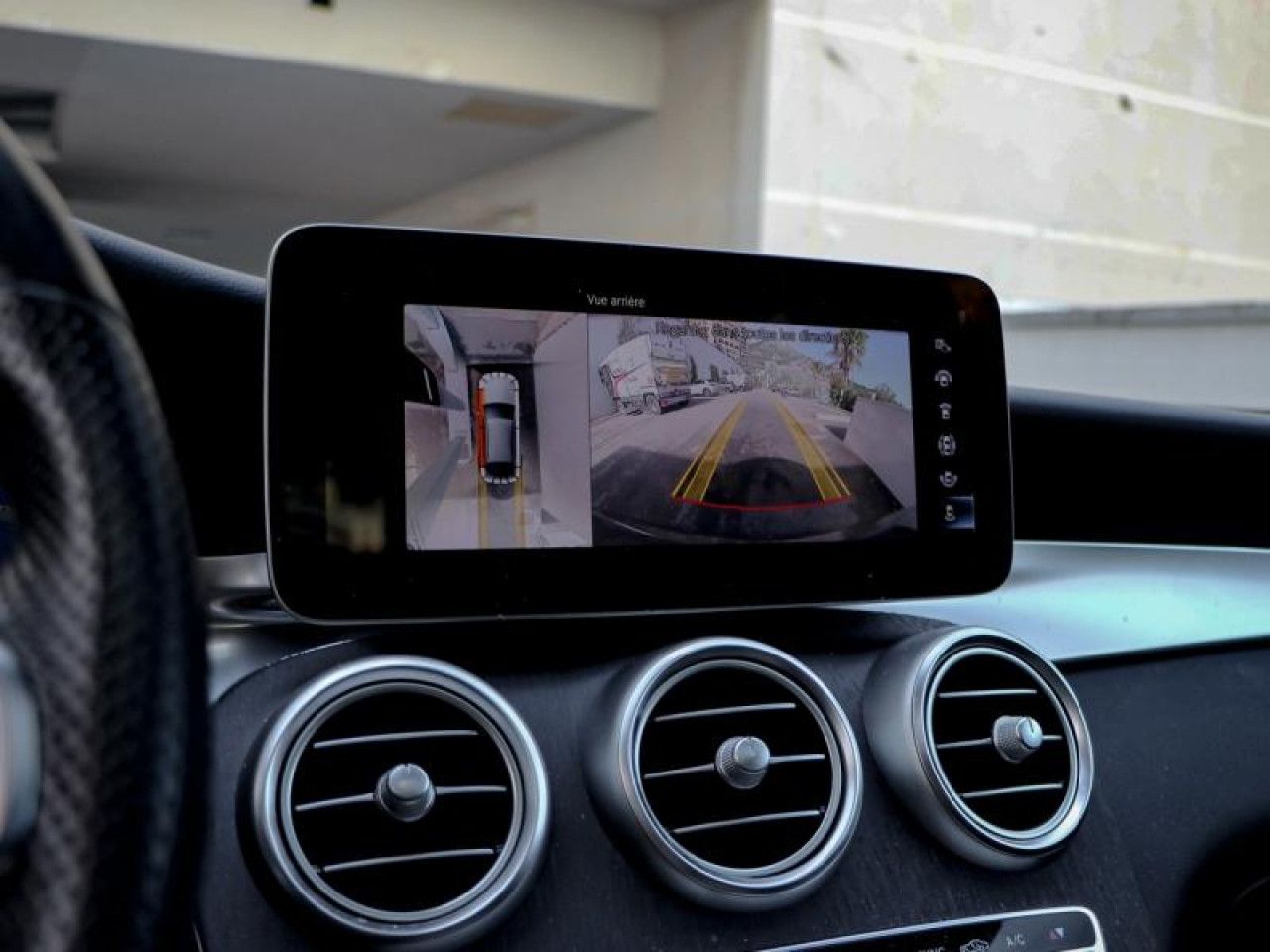 Photo du v&eacute;hicule 13 / 18