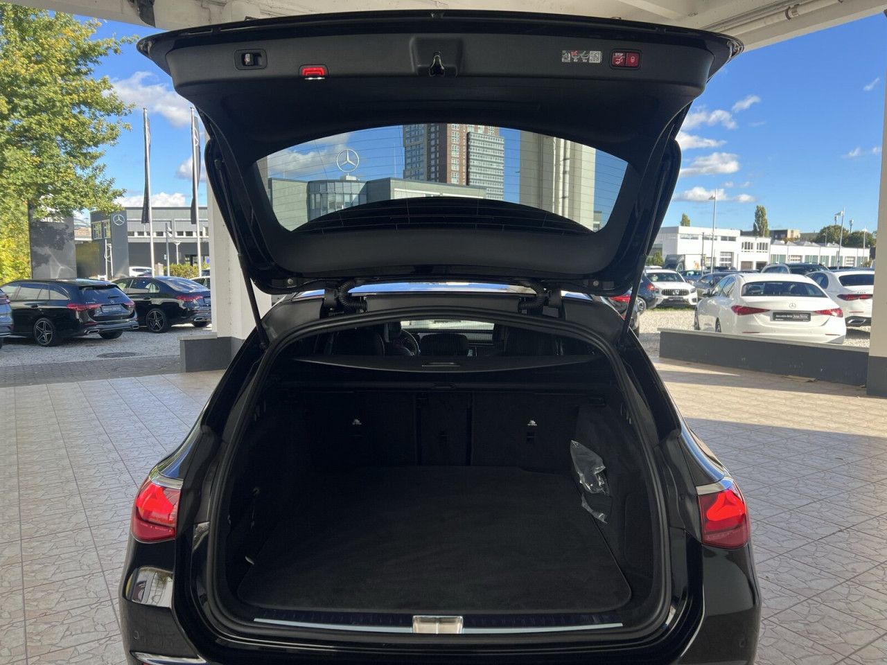 Mercedes-Benz E-Klasse – Bild 19