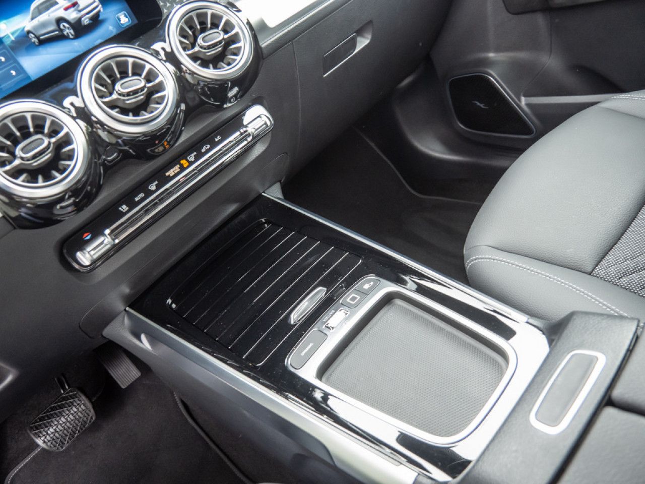 Mercedes-Benz GLB – Bild 13
