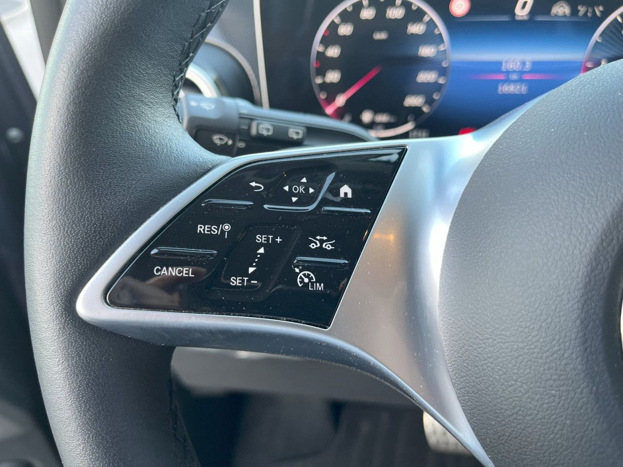 Zdjęcie pojazdu 23 / 31