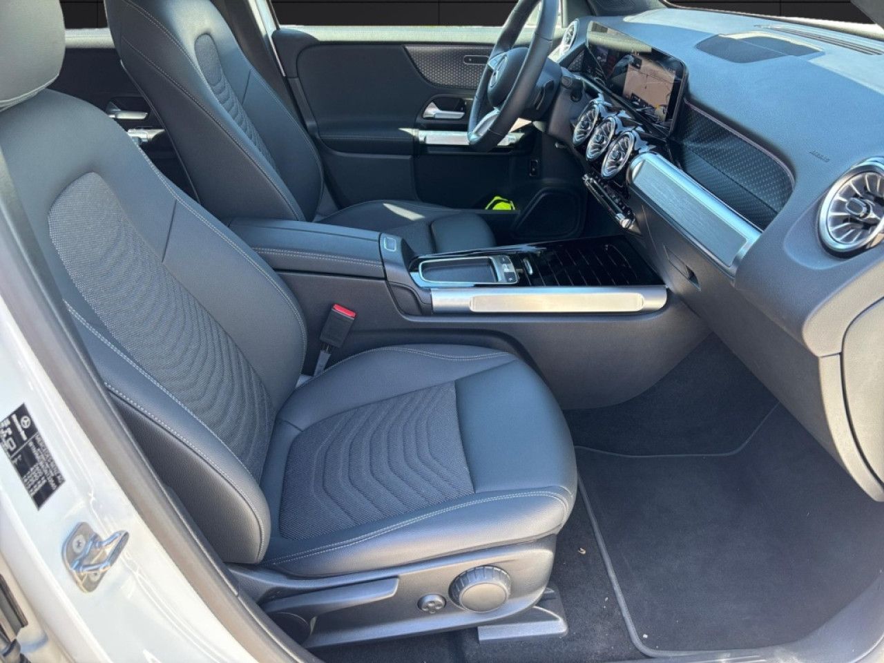 Mercedes-Benz EQB – Bild 6