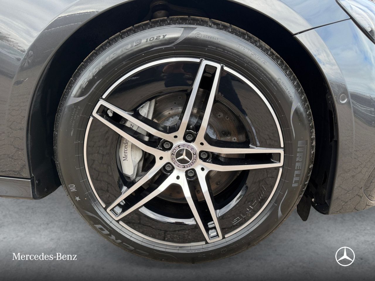Mercedes-Benz E-Klasse – Bild 2