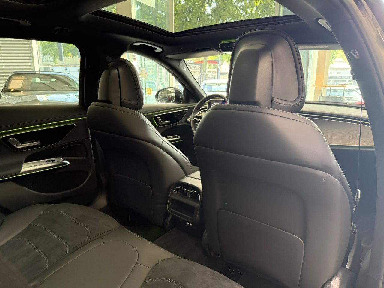 Mercedes-Benz E-Klasse – Bild 21