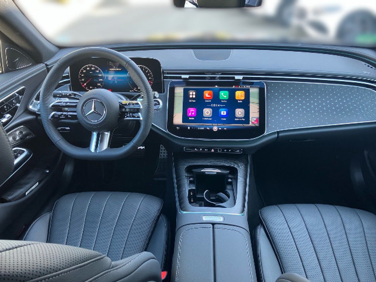 Mercedes-Benz E-Klasse – Bild 10