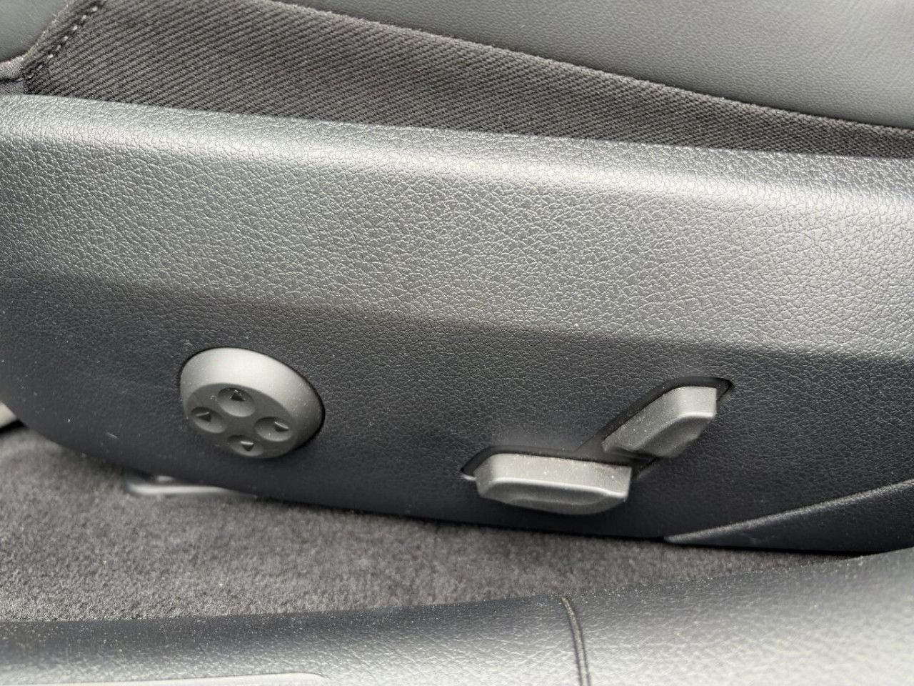 Mercedes-Benz C-Klasse – Bild 21