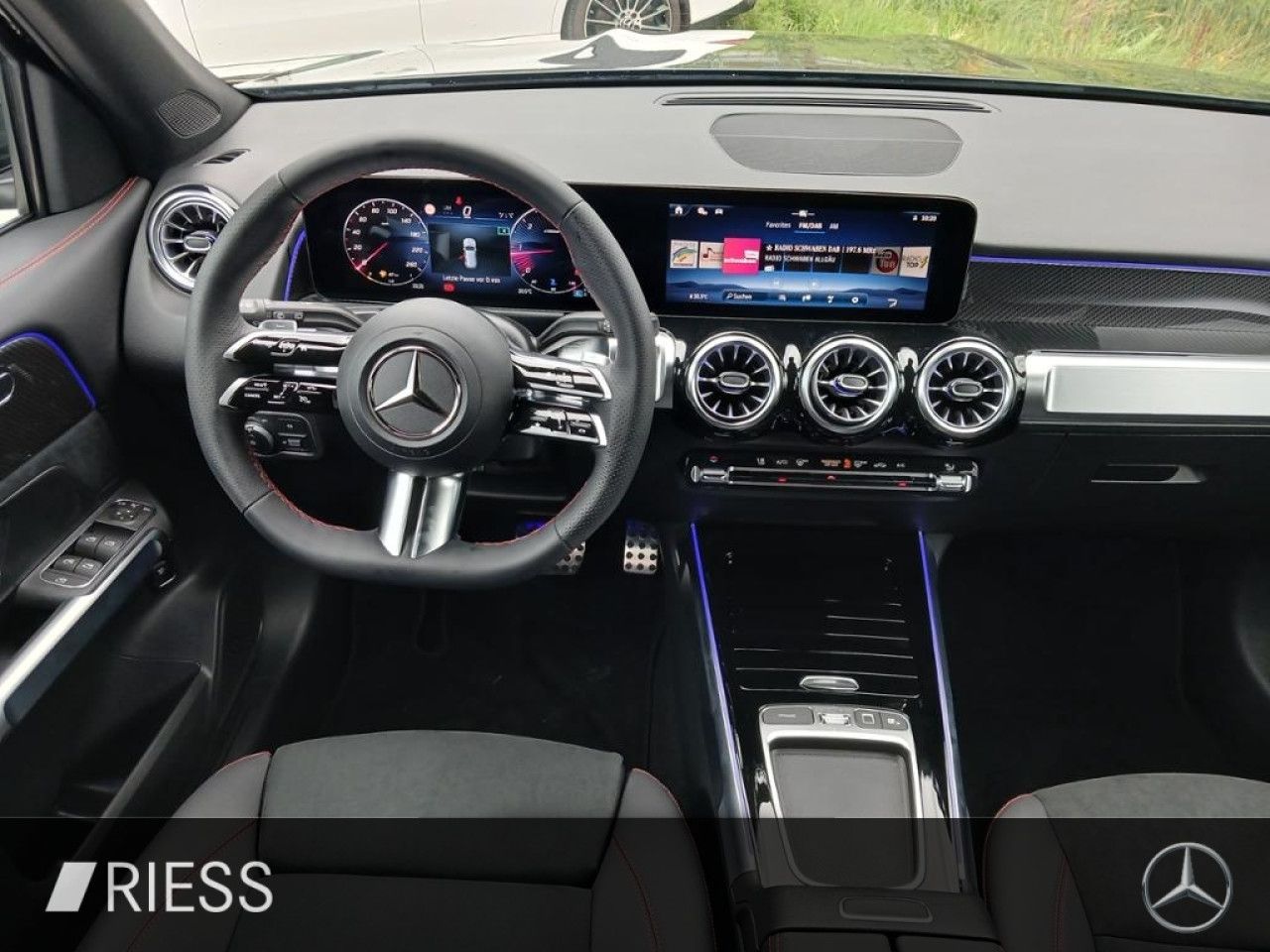 Mercedes-Benz GLB – Bild 9