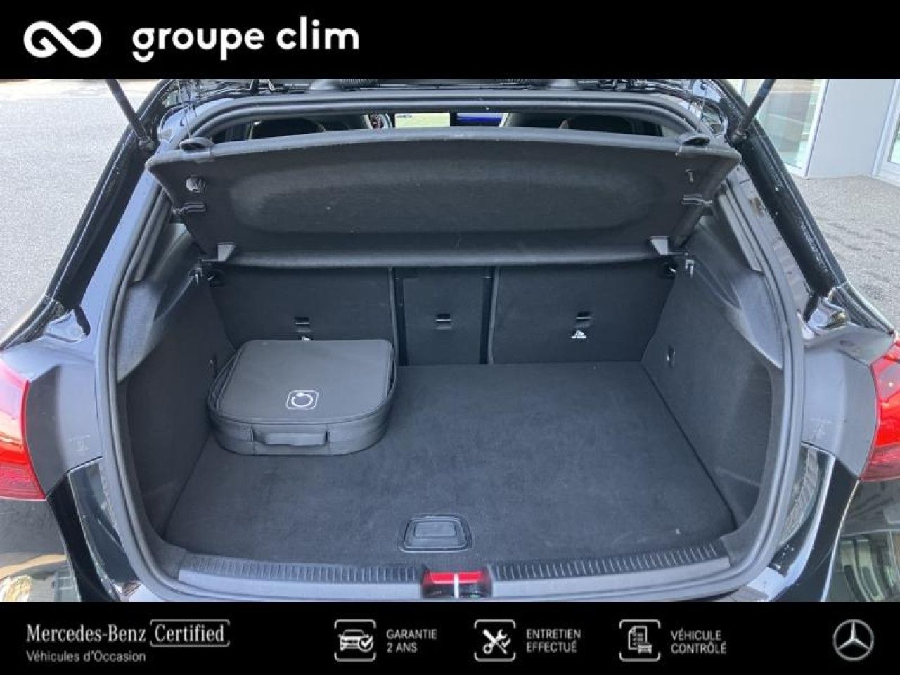 Photo du v&eacute;hicule 12 / 18