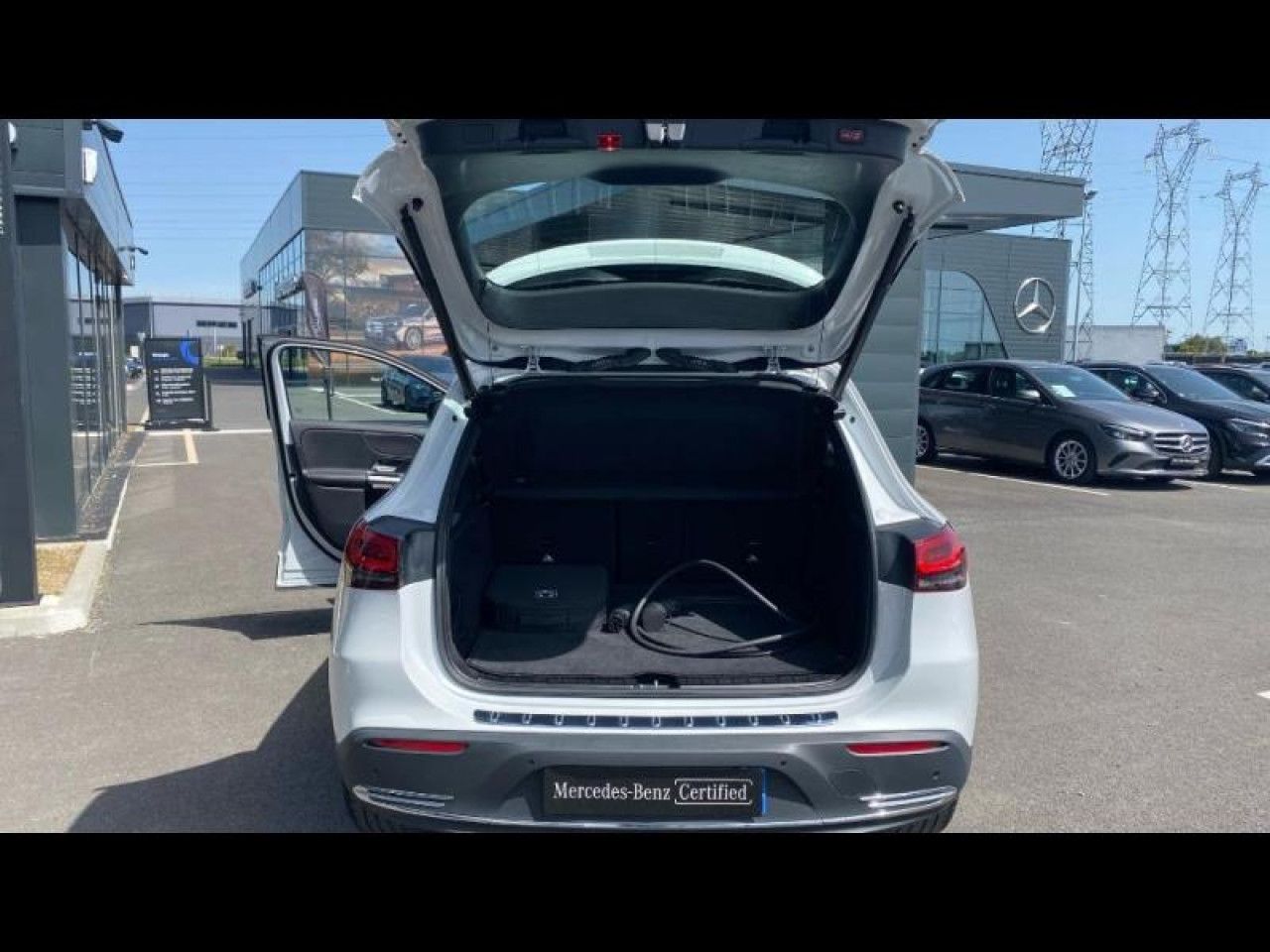 Photo du v&eacute;hicule 14 / 18