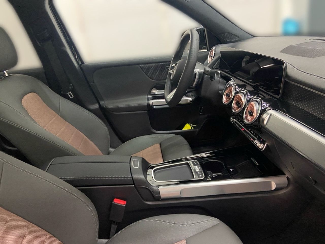Mercedes-Benz EQB – Bild 10