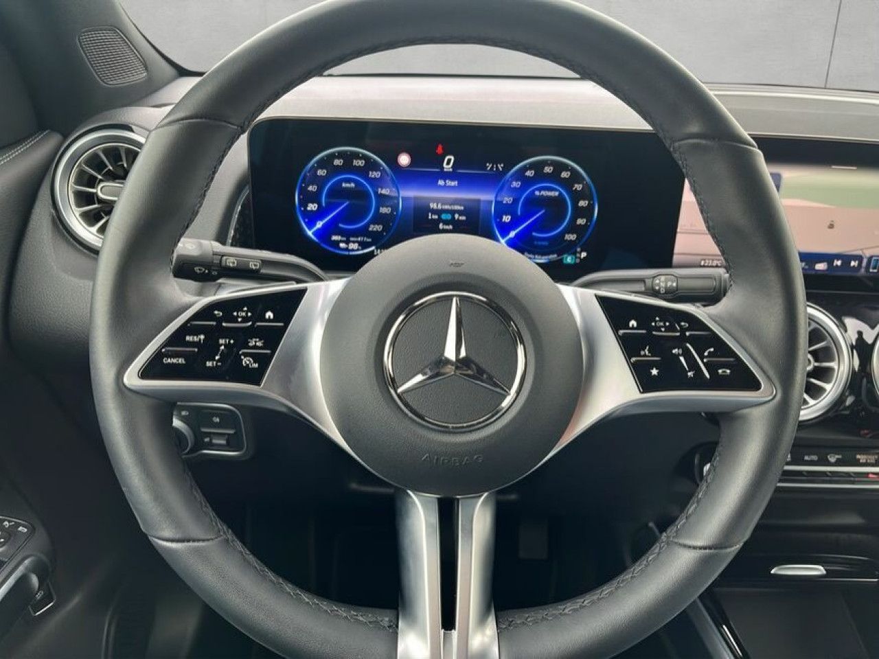 Fahrzeugbild 11 / 15